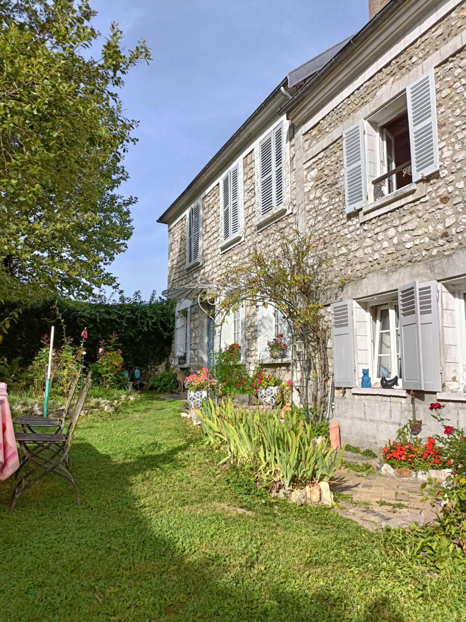 Avenue Du Chateau Saint-Just  Exterior foto